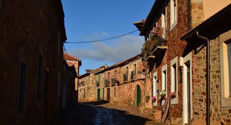Características casa maragata